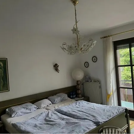 Appartement Spannende Wohnung Mit Balkon *